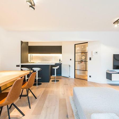 Ruim En Modern Appartement Te Knokke Nabij De Dijk Eksteriør billede