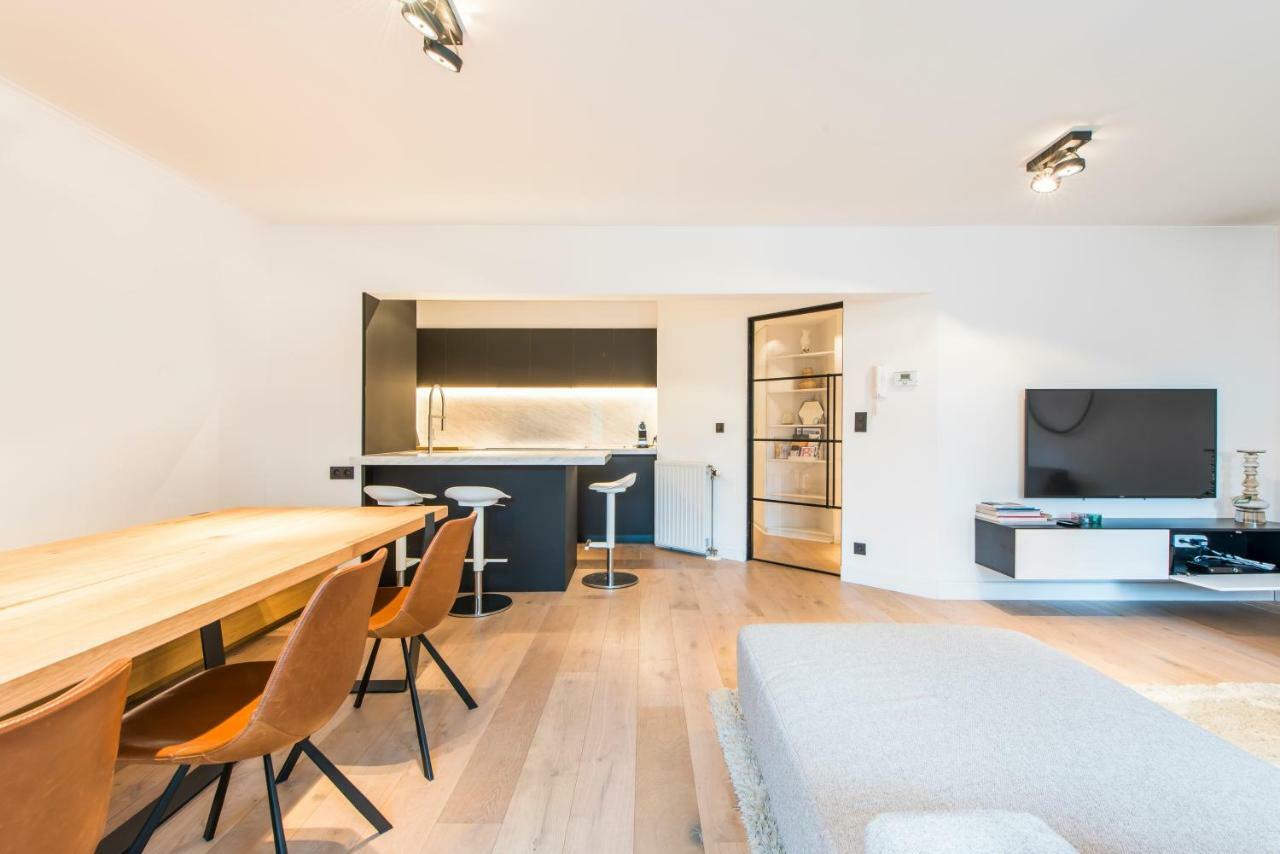 Ruim En Modern Appartement Te Knokke Nabij De Dijk Eksteriør billede