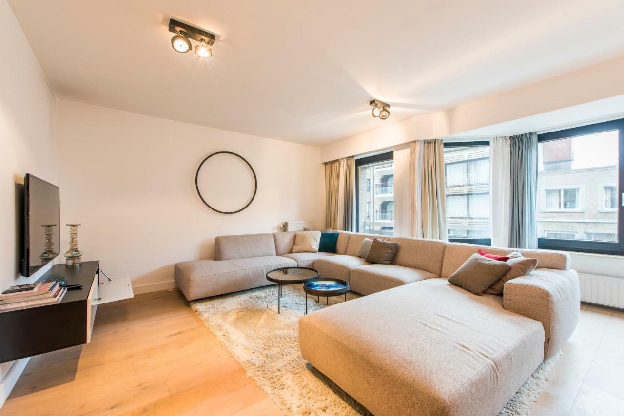 Ruim En Modern Appartement Te Knokke Nabij De Dijk Eksteriør billede