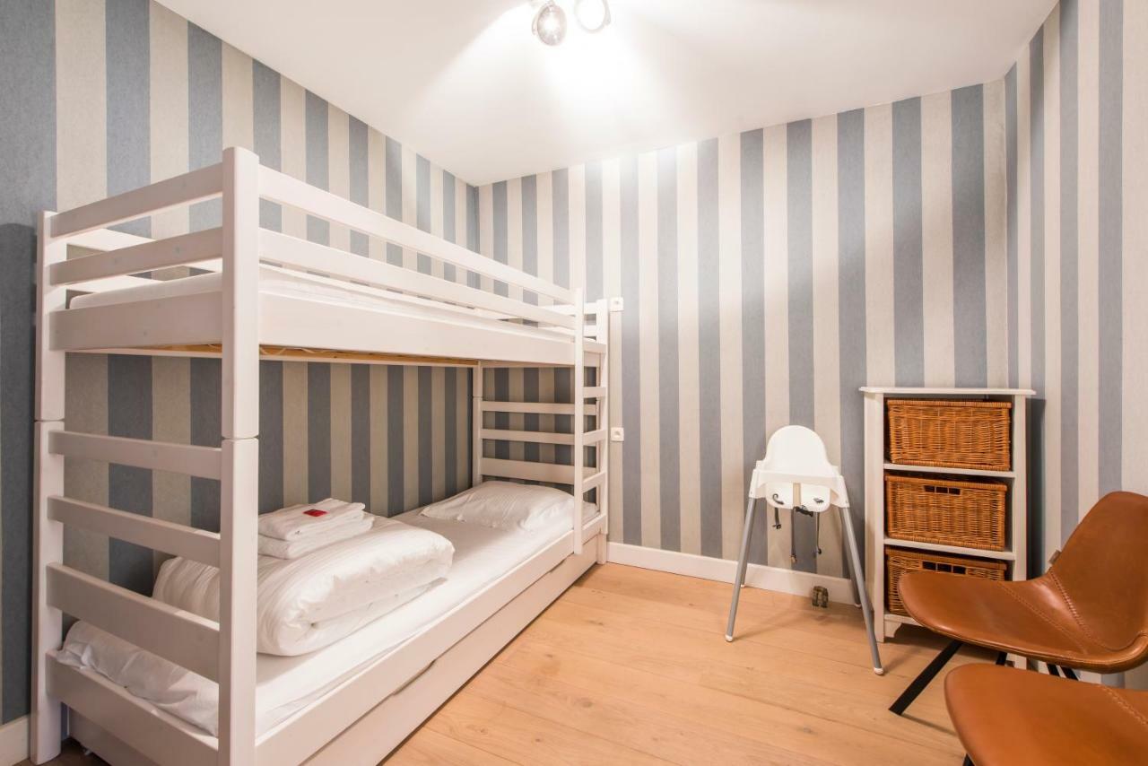 Ruim En Modern Appartement Te Knokke Nabij De Dijk Eksteriør billede
